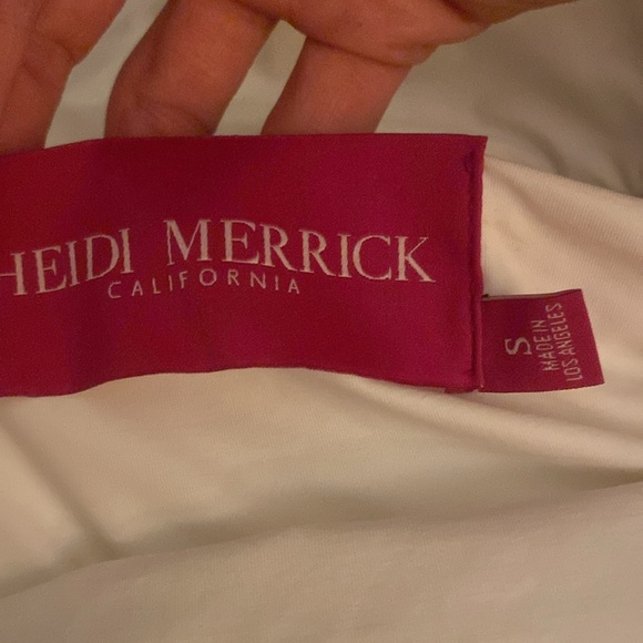 2 PACK -HEIDI MERRICK CALIFORNIA
SIRENA SET - GOLD/NUDE
$225.00 EACH SET - Picture 9 of 13